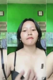 Sheyy Gabut Bikin Pascol Ngocok Terus Remas TT Dream