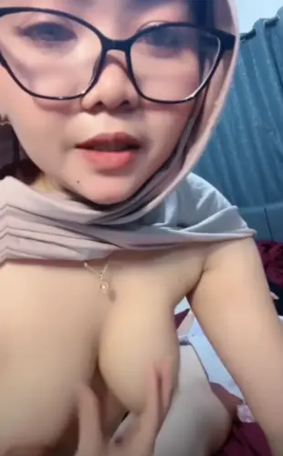 Video Viral Tante Inara Hijab Semok Wot Brondong SMA