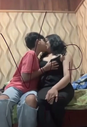 Video Viral Tante Tobrut Dapet Brondong Langsung Cuss Cek In