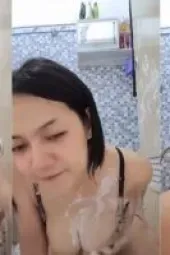 Poster Queen Jungle Niat Mandi Sange Deh Gosok Anu Instagram (2020)