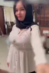 Bokep Indo DJ Bebibi Dientot Temen Suami
