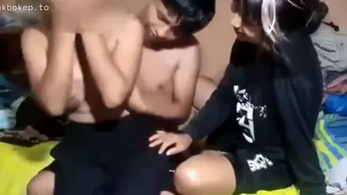 Main Sama 2 Orang Dikosan