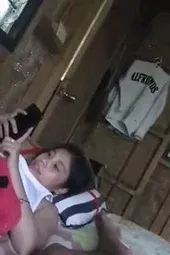 Mumpung berduaan laghi zang.e adheq pun gamasalah